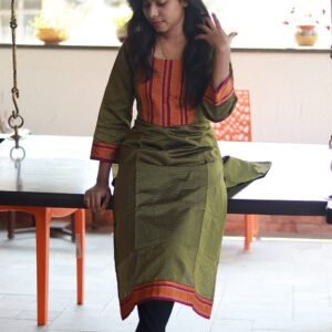 Heena Green Cotton Silk Khun Kurti with 3/4th Sleeves